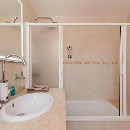 Comfortable Private Garden Villa Costa Adeje (Tenerife)
